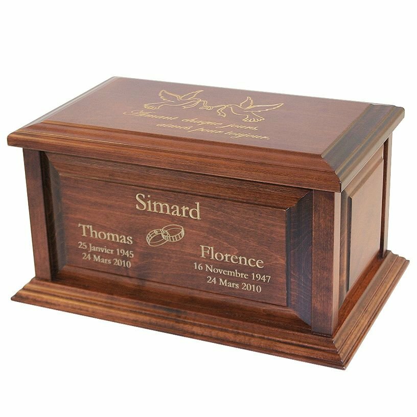 Royal Cherry Companion